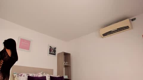 Amira Sanz online show from November 5, 2:13 am