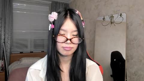 Ami online show from March 29, 4:19 pm