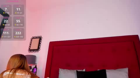 Snapshot of ammbar_foxx chatting on March 9, 11:47 am ambar online show from March 9, 11:47 am