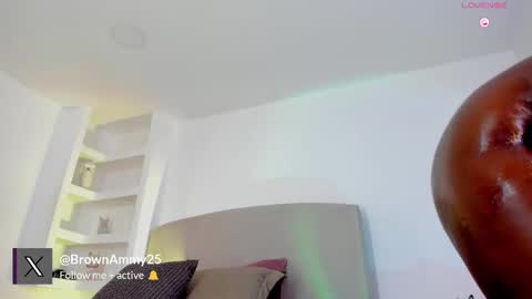 Snapshot of ammy_brown_ chatting on March 8, 1:06 am AMMY online show from March 8, 1:06 am
