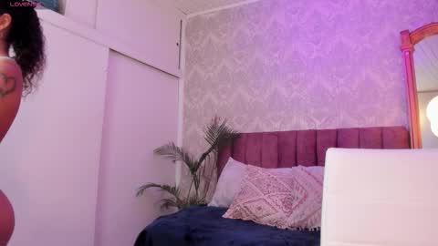 Snapshot of ammy_nova chatting on September 18, 9:08 pm Ammy Nova online show from September 18, 9:08 pm