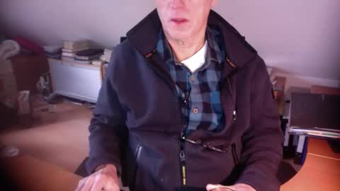 Amor2200 online show from February 3, 8:40 am