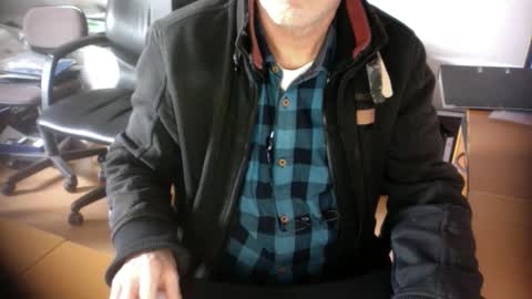 Snapshot of amor2200 chatting on March 6, 8:09 am Amor2200 online show from March 6, 8:09 am