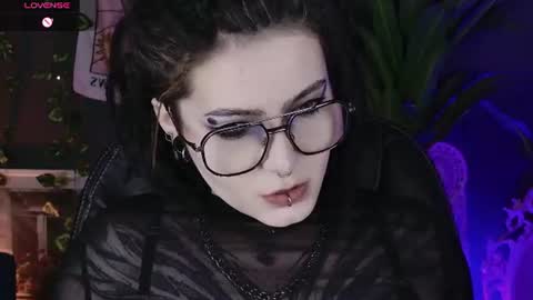 amore online show from July 8, 12:47 am