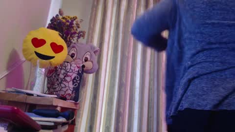 amorelara online show from April 5, 6:43 am