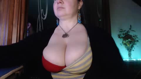 Snapshot of amorelara chatting on February 24, 4:26 pm amorelara online show from February 24, 4:26 pm