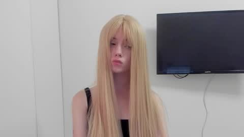 amy1_1 online show from October 8, 7:58 am