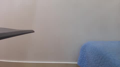 Snapshot of amy__wats0n chatting on February 13, 1:19 am amy__wats0n online show from February 13, 1:19 am