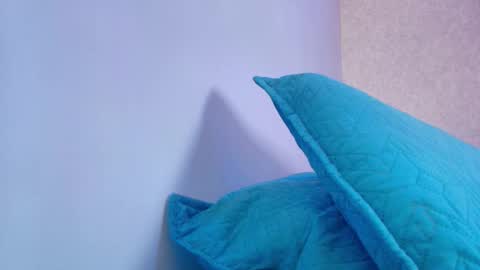 amy__wats0n online show from November 18, 7:06 pm