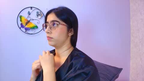amy__wats0n online show from January 10, 7:30 pm