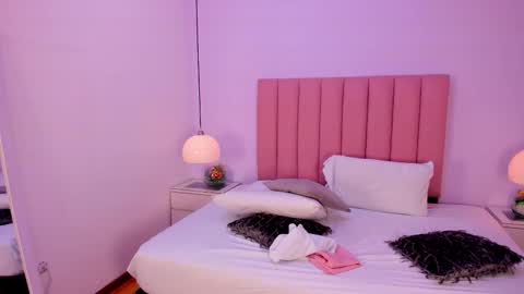 Aleja   online show from November 13, 10:34 pm