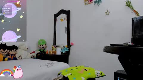 Amy online show from November 1, 6:18 pm