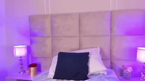 Amy Adams online show from February 28, 5:00 am