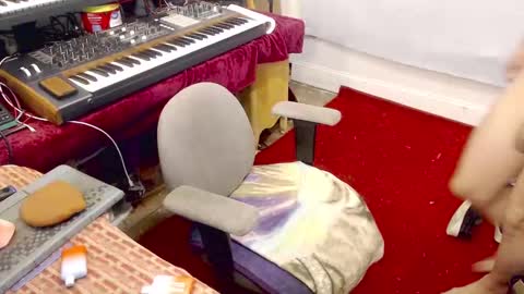 Trashely Gimpson online show from September 18, 9:35 am