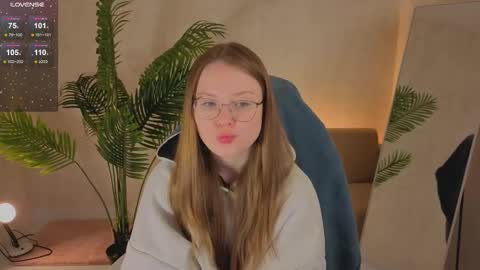 amycherryberry online show from November 12, 1:30 am