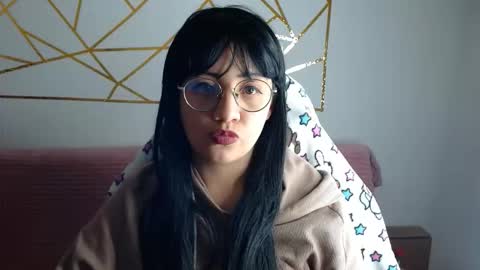 amycosplay99 online show from December 17, 6:20 am