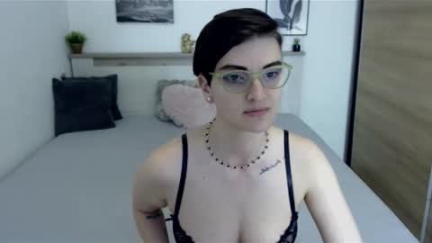 Hi there guys  My pleasure in your hands  pvt is open online show from March 23, 7:19 pm