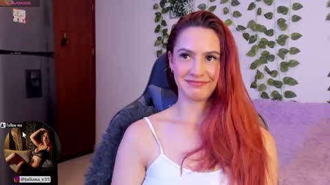 Snapshot of amypond__ chatting on February 18, 8:58 pm Amy online show from February 18, 8:58 pm