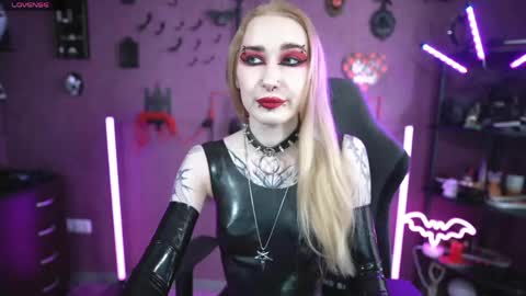 Amy switch Goddess divine Mistress   online show from June 6, 11:05 am