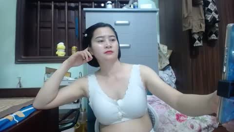 an_naughty online show from April 15, 9:34 am