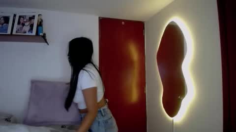 Ana online show from October 20, 9:14 am