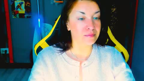 Ana online show from December 15, 10:11 am