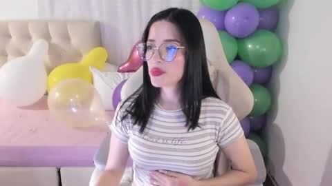 Im anna but you can call me as you want online show from October 22, 10:33 pm