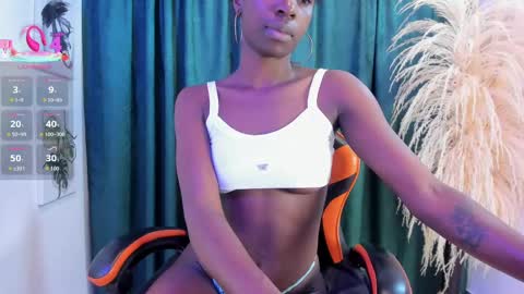 Ana Castillo online show from November 3, 11:11 am