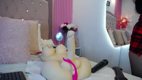 Ana Moon  online show from March 26, 4:51 am