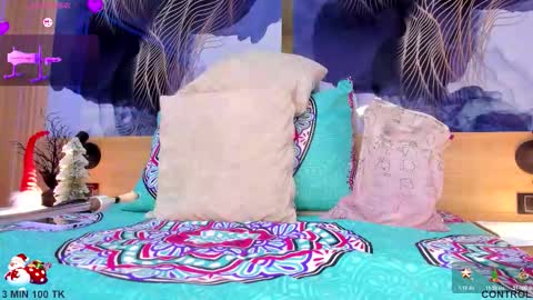 anabacker01 online show from December 21, 7:42 pm