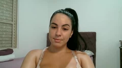 anabelenogueira1 online show from March 16, 2:37 am