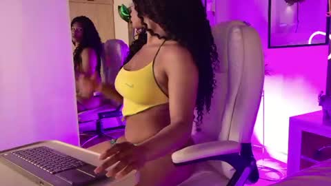 Anabella  online show from June 17, 11:37 am