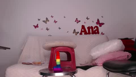 Ana online show from October 8, 8:37 pm