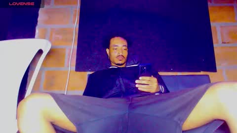 Snapshot of anaconda_blackk chatting on October 15, 11:55 am anaconda_blackk online show from October 15, 11:55 am