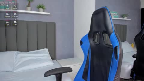 A N A online show from February 26, 2:53 pm