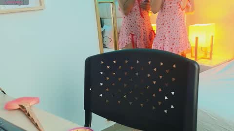 Anahi  online show from December 13, 7:53 pm