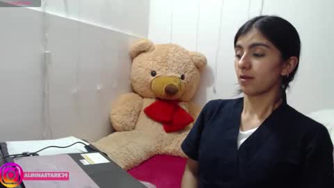 Anahi Browns online show from October 17, 7:40 pm