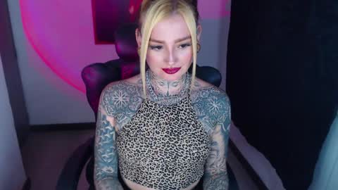 Snapshot of anai_gomez chatting on January 14, 10:12 pm Callme Mistress Ani online show from January 14, 10:12 pm