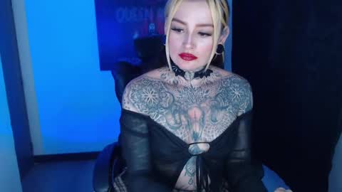 Snapshot of anai_gomez chatting on February 18, 10:03 pm Callme Mistress Ani online show from February 18, 10:03 pm