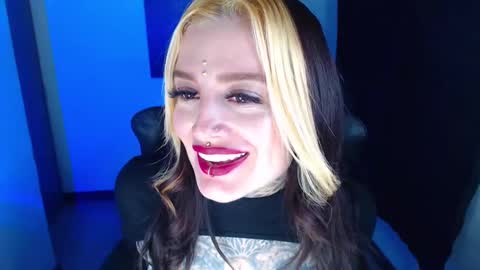 Snapshot of anai_gomez chatting on February 25, 11:26 pm Callme Mistress Ani online show from February 25, 11:26 pm