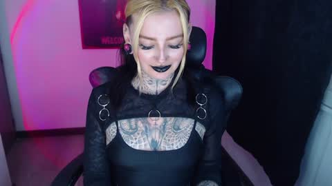 Snapshot of anai_gomez chatting on January 13, 8:26 pm Callme Mistress Ani online show from January 13, 8:26 pm
