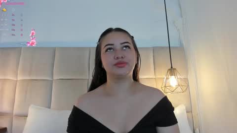 Snapshot of anaisclarkx chatting on February 18, 11:22 am Anais clark online show from February 18, 11:22 am