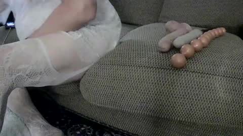 analina1919 online show from June 28, 7:37 am