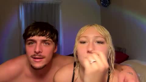 anamrelic165372 online show from June 7, 12:38 am