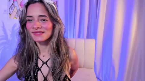 Ana online show from November 7, 9:17 pm