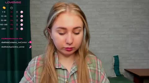 anna online show from May 17, 2:21 am
