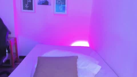 Ana online show from November 30, 9:00 pm