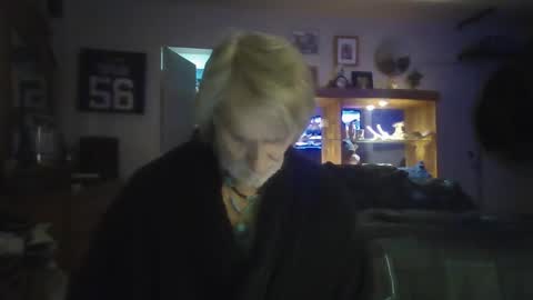 anchorman_707 online show from December 18, 9:26 am