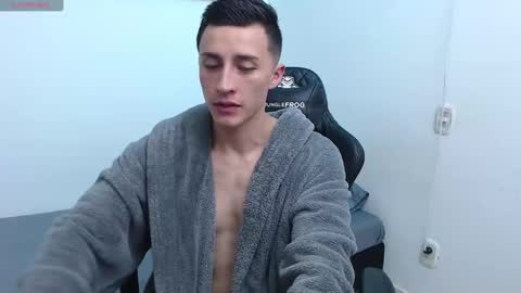 AnddyFetiish online show from March 4, 10:38 pm