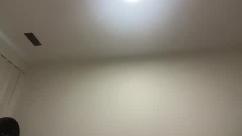 anditspinkxo online show from June 30, 12:32 am